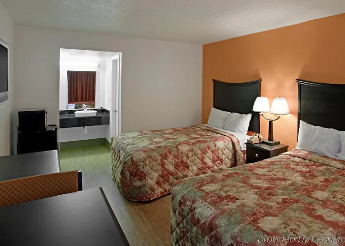 Econo Hotel