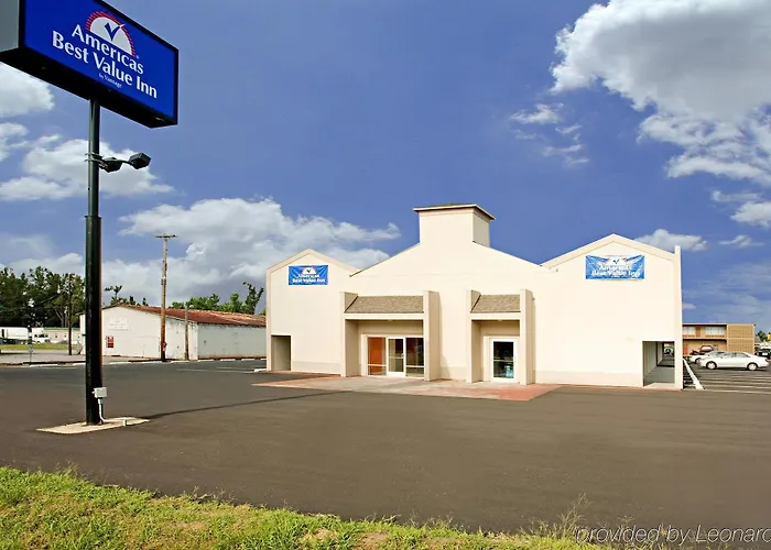 Econo Hotel